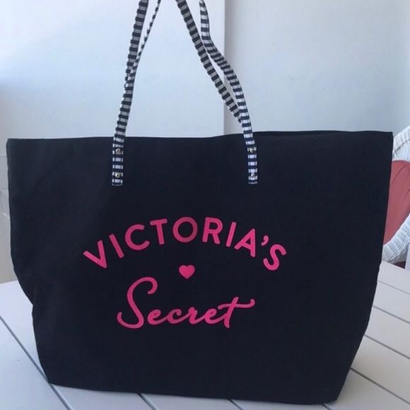 Victoria’s Secret Beach Tote - Picture 2 of 14